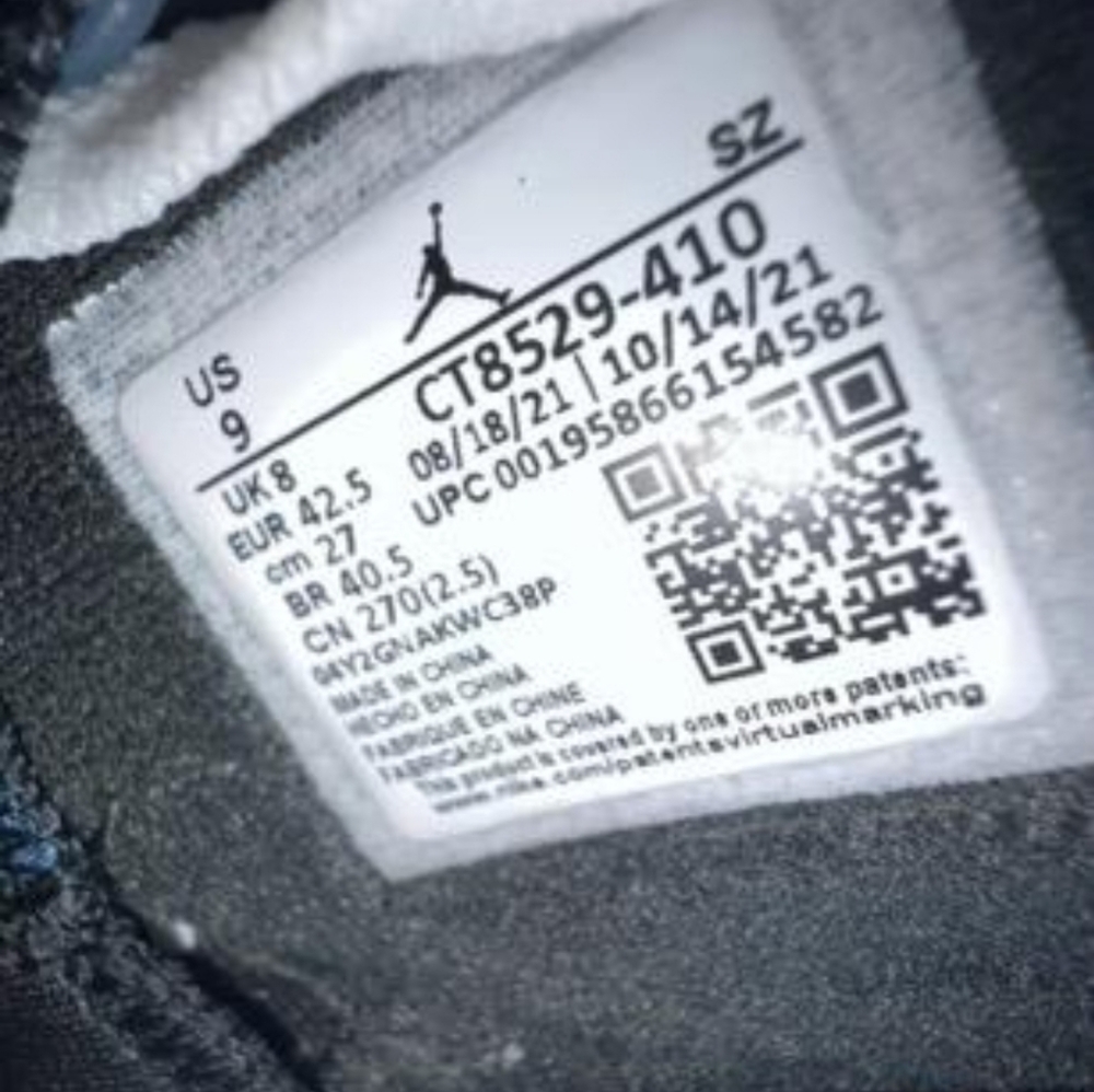Jordan 6 - Picture 2 of 4
